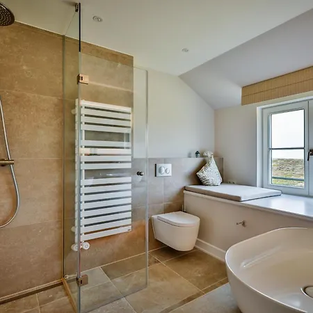 One Sylt - Traumhaus Unter Reet, Zwischen Wattenmeer Und Nordsee Hébergement de vacances *