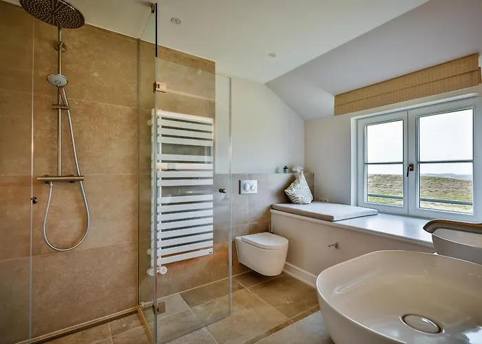 One Sylt - Traumhaus Unter Reet, Zwischen Wattenmeer Und Nordsee 度假居 *